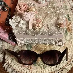 Cartier | Accessories | Cartier Shades Sunglasses Brown Tan  display picture 3
